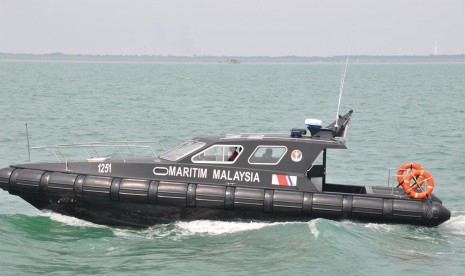 Kapal patroli milik Polisi Maritim Malaysia.