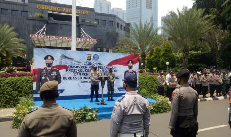 Kapolda Metro Jaya, Irjen Pol Nana Sudjana (kiri) bersama Pangdam Jaya Mayjen Dudung Abdurachman (kanan) 