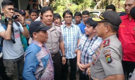 Kapolda Metro Jaya Irjen Tito Karnavian mengamankan demo di kantor Detik.com, Jumat (28/8).