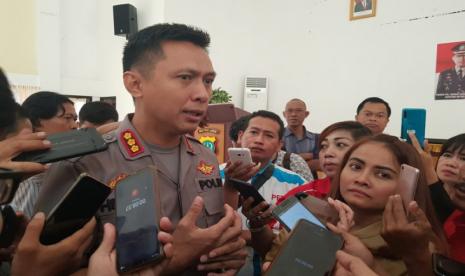 Satuan Tugas Percepatan Penanganan COVID-19 Kabupaten Bekasi, Jawa Barat, melarang warga menggelar kegiatan perlombaan 17 Agustus untuk memeriahkan HUT ke-76 Kemerdekaan Republik Indonesia. Larangan ini guna mencegah penyebaran virus corona. (Foto: Wakil Ketua Satgas COVID-19 Kabupaten Bekasi yang juga Kapolres Metro Bekasi Kombes Hendra Gunawan)