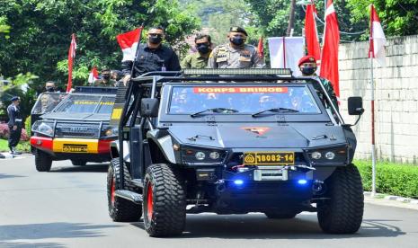 Kapolri Jenderal Listyo Sigit Prabowo mengeluarkan kebijakan terbaru kepada seluruh masyarakat yang akan mengikuti acara Lomba Seni Mural Kapolri 2021. Sigit mempersilahkan kepada seluruh peserta lomba untuk menghasilkan karya mural dengan sub tema kritikan atau masukan kepada Polri baik dari segi negatif maupun positif. 