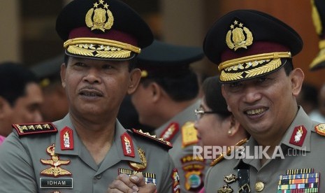 Kabareskrim Polri Inspektur Jenderal Pol Listyo Sigit Prabowo (kanan) 