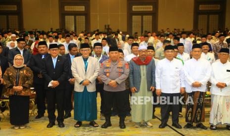 Kapolri Jenderal Pol. Listyo Sigit Prabowo menyatakan rekrutmen anggota melalui jalur santri masih menjadi salah satu program prioritas.