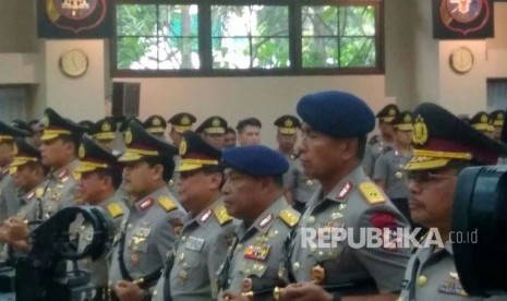  Kepolisian Negara Republik Indonesia (Polri melakukan mutasi dan rotasi jabatan baru terhadap 535 personel.