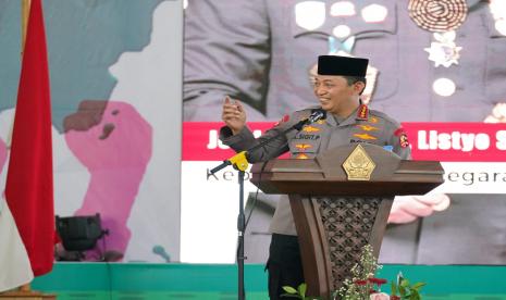 Kapolri memberikan orasi kebangsaan peringati Sumpah Pemuda di UIN Walisongo Semarang.