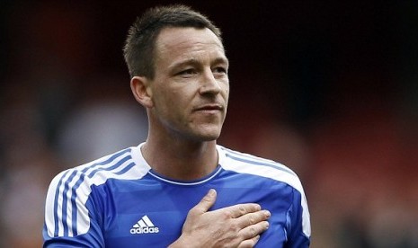 Kapten John Terry.