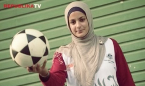 Kapten klub pesepak bola perempuan United New South Wales (UNSW), Asmaah Helal 