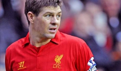 Kapten Steven Gerrard.