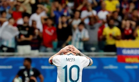 Kapten Timnas Argentina Lionel Messi gagal membawa timnya menang atas Kolombia di pertandingan pertama grup B Copa Amerika, Senin (16/6) pagi WIB.