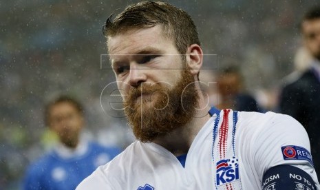 Kapten Timnas Islandia Aron Gunnarsson 