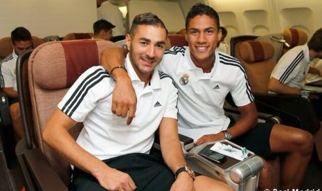 Karim Benzema dan Raphael Varane.