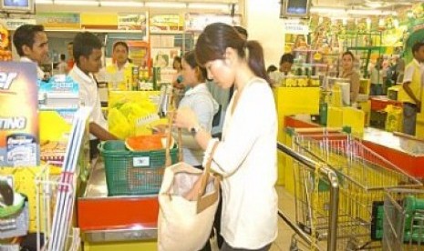 Kasir di supermarket