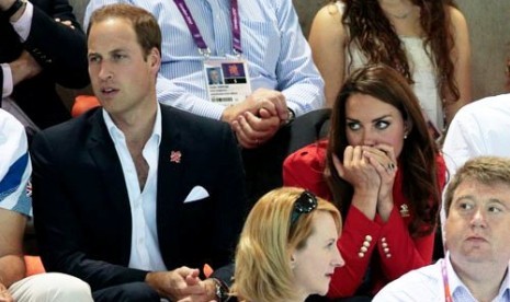 Kate Middleton dan Pangeran William saat menyaksikan salah satu pertandingan di ajang Olimpiade London 2012