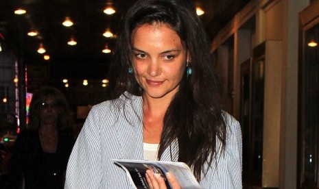 Katie Holmes tanpa make up