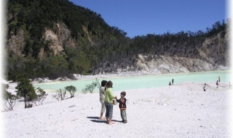 Kawah putih Ciwidey