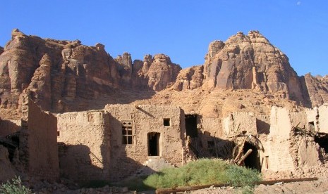 Arab Saudi meluncurkan kampanye wisata musim panas domestik untuk warganya.  Kawasan Al-Ula Arab Saudi