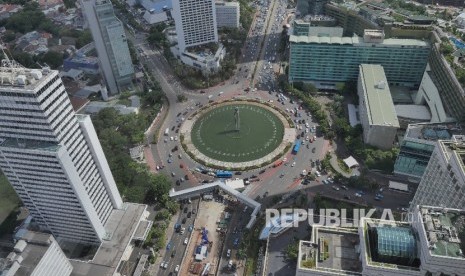 Kawasan Bundaran Hotel Indonesia di Jl Jendral Sudirman, Jakarta Selatan, Kamis (19/1). 