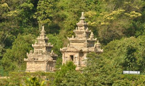 Kawasan objek wisata situs Candi Gedongsongo, Kecamatan Bandungan, Kabupaten Semarang, Jawa Tengah. 