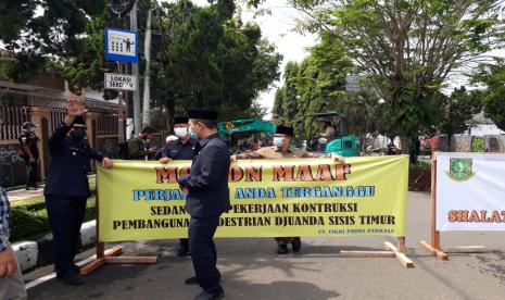 Kawasan pedestrian Jalan Ir Djuanda (Dago) Kota Sukabumi mulai dibangun agar lebih indah, Kamis (29/10)