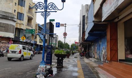 Kawasan perempatan Pasar Pon, Ngarsopuro, yang rencananya akan dilakukan penataan oleh Pemkot Solo tahun depan.