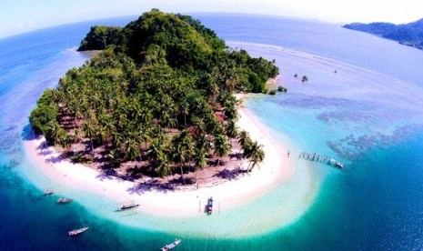 Kawasan wisata Mandeh, salah satu destinasi indah di Pesisir Selatan, Sumatra Barat 