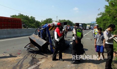  Kecelakaan beruntun mewarnai gelaran olah tempat kejadia  perkara (TKP) di KM 91 Tol Cipularang, Desa Cibodas, Kecamatan Sukatani, Purwakarta (Ilustrasi).