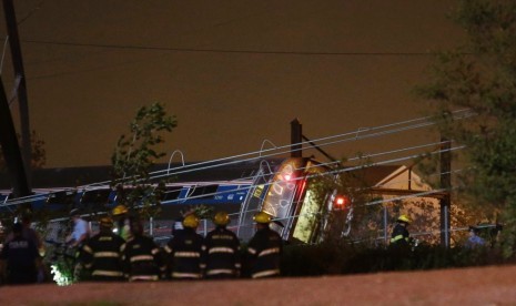 Kecelakaan kereta Amtrak di luar Philadelphia, Selasa (12/5)