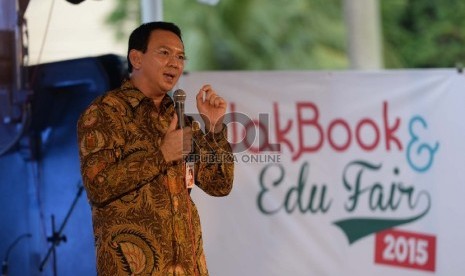 Kecewa Dengan Penyelenggaraan. Gubernur DKI Jakarta, Basuki Tjahaja Purnama memberikan sambutan saat pembukaan Jakarta Book and Edu Fair (Jakbook Fair) 2015 di Parkir Timur Senayan, Jakarta, Senin (27/7).