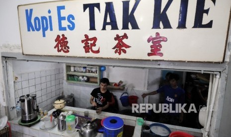 Kedai Kopi Tak Kie menjadi salah satu pengisi stan kuliner Kampoeng Legenda di Mal Ciputra.