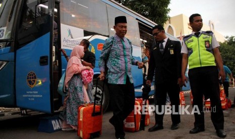 KEDATANGAN JEMAAH HAJI KLOTER I DEBARKASI MAKASSAR (Ilustrasi)