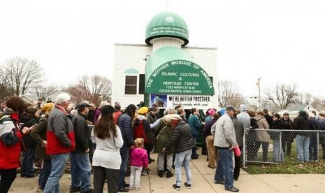 Masjid Iowa Menjadi Tempat Sistem Kaukus Partai Demokrat  . Foto: Kegiatan di Mother mosque atau masjid ibu di IOWA, Amerika Serikat