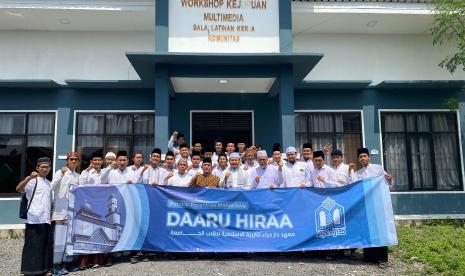 Kegiatan di Pesantren Daaru Hiraa