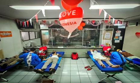 Kegiatan donor darah pasa masa pandemi Covid-19.