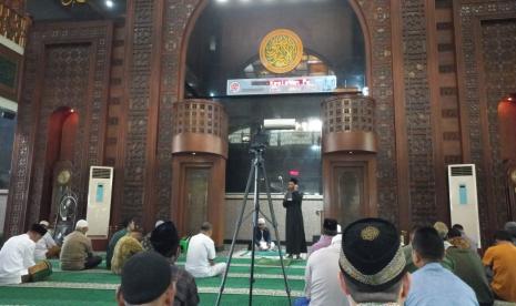 Kegiatan kultum Ramadhan di Masjid Agung Al-Barkah Bekasi 