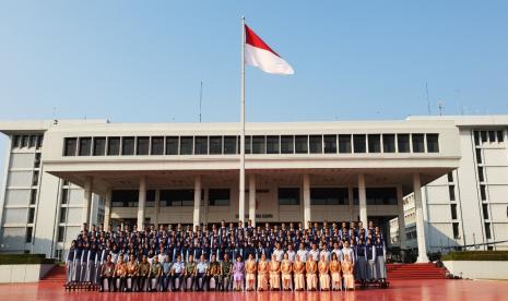 Kegiatan para siswa di SMA Pradita Dirgantara yang berokasi di kompleks Bandara Adi Soemarno, Kabupaten Boyolali, Jawa Tengah.