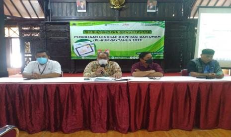 Kegiatan pelatihan Sistem Informasi Data Tunggal Koperasi dan UMKM (SIDT-KUMKM).