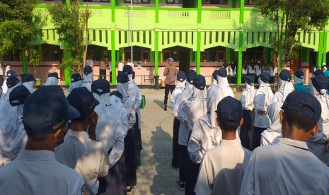 Kegiatan penyuluhan dan sosialisasi cegah perundungan di sekolah oleh Polres Sukoharjo.