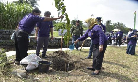 Kegiatan peringatan Hari Air Dunia di Embung Jetis Suruh, Sleman, DIY.