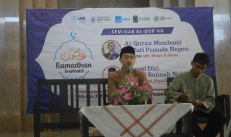 Kegiatan seminar Alquran di UNS Solo