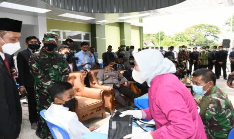 Kegiatan serbuan vaksinasi yang digelar Kodim 0802/Ponorogo di Ponpes Modern Darussalam Gontor.