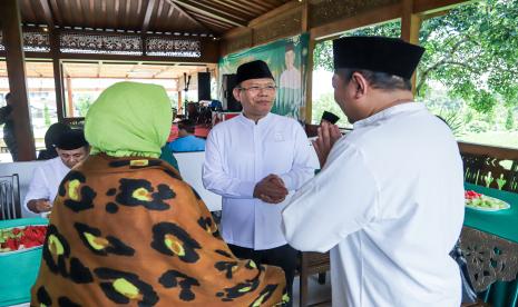 Kegiatan tradisi syawalan di Sleman, DIY. 