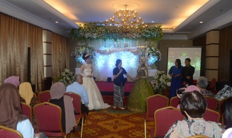 Kegiatan weeding organizer gathering di Sunan Hotel.