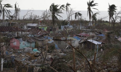 Kehancuran di lingkungan nelayan Port Salut, Haiti, Ahad, 9 Oktober 2016, hampir sepekan setelah Badai Matthew menerjang.