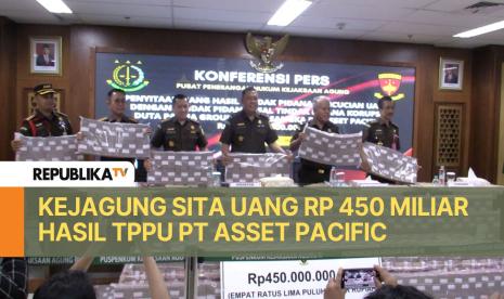 Kejaksaan Agung (Kejagung) berhasil menyita uang tunai Rp 450 miliar milik PT Asset Pacific entitas usaha dari PT Duta Palma Group. 