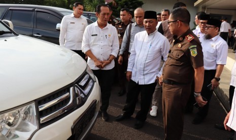 Kejaksaan Negeri (Kejari) Musi Banyuasin kembali menyerahkan Kendaraan Dinas (Randis) yang merupakan hasil tarikan dari beberapa mantan pejabat maupun anggota DPRD Muba. 