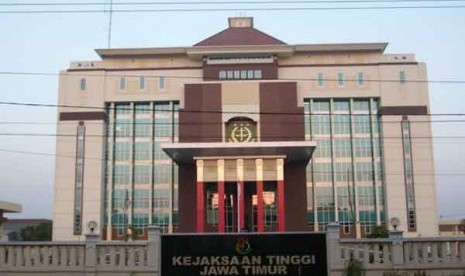 Kejaksaan Tinggi Jawa Timur.