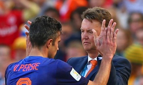 Kekompakan Robin van Persie dan Louis van Gaal 