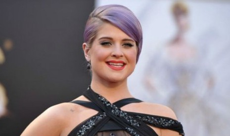 Kelly Osbourne mengatakan dirinya tidak akan menutupi soal operasi bariatrik yang dijalaninya sebagai salah satu cara menurunkan berat badannya (Foto: Kelly Osbourne)