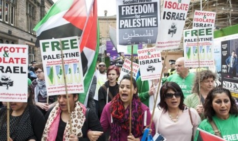 Kelompok pro-Palestina memprotes pertunjukan yang akan digelar Israel di Festival Edinburgh Fringe.