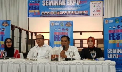 Keluarga Alumni Universitas Gadjah Mada (KAGAMA) menggelar Konferensi Pers kegiatan Millenial Fest Industri 4.0 pada Selasa (1/10)  bertempat di Medan Club. 